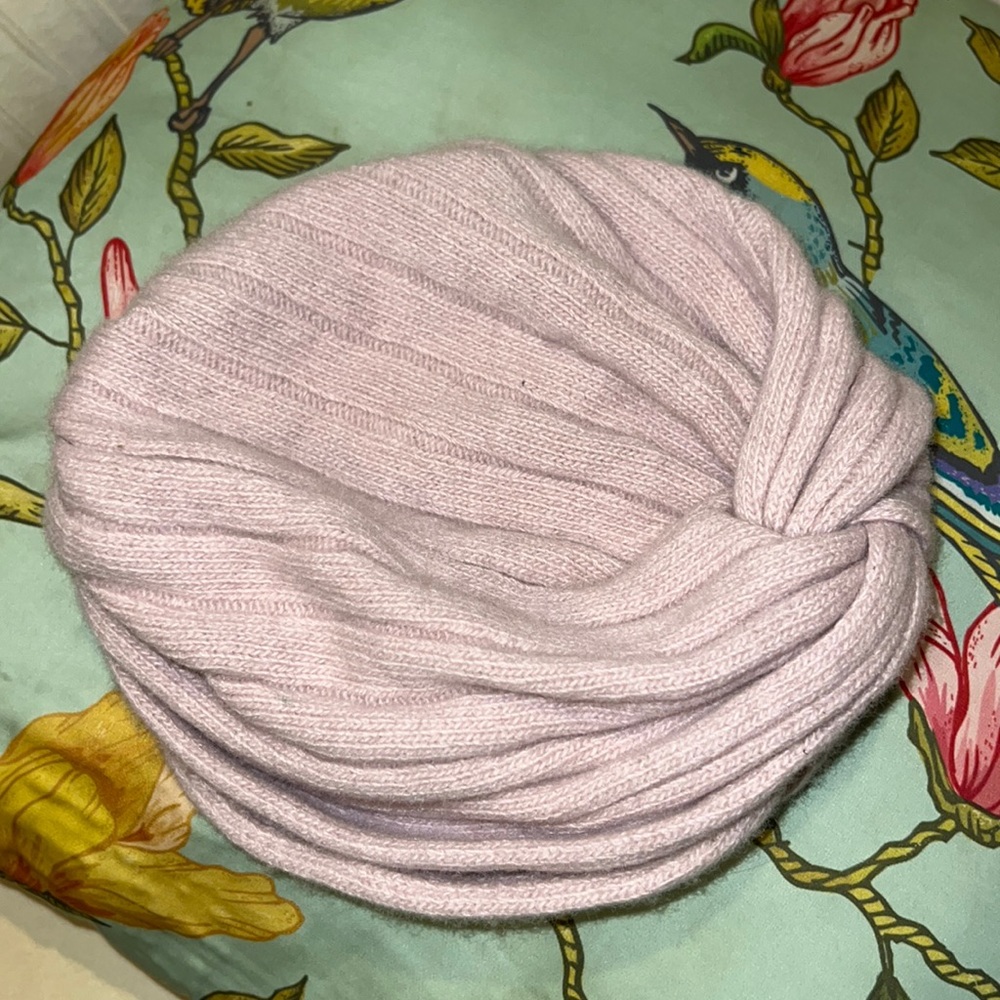 SOLD Miu Miu Cable Knit Wool/Cashmere Turban Style Hat  One Size - Picture 8 of 10